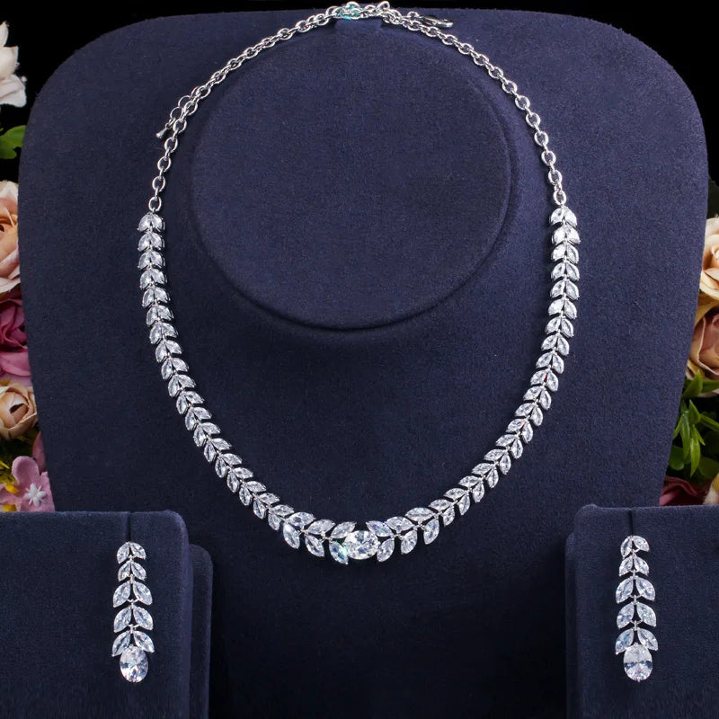 ThreeGraces Sparkling Cubic Zirconia Elegant Leaf Necklace Earrings